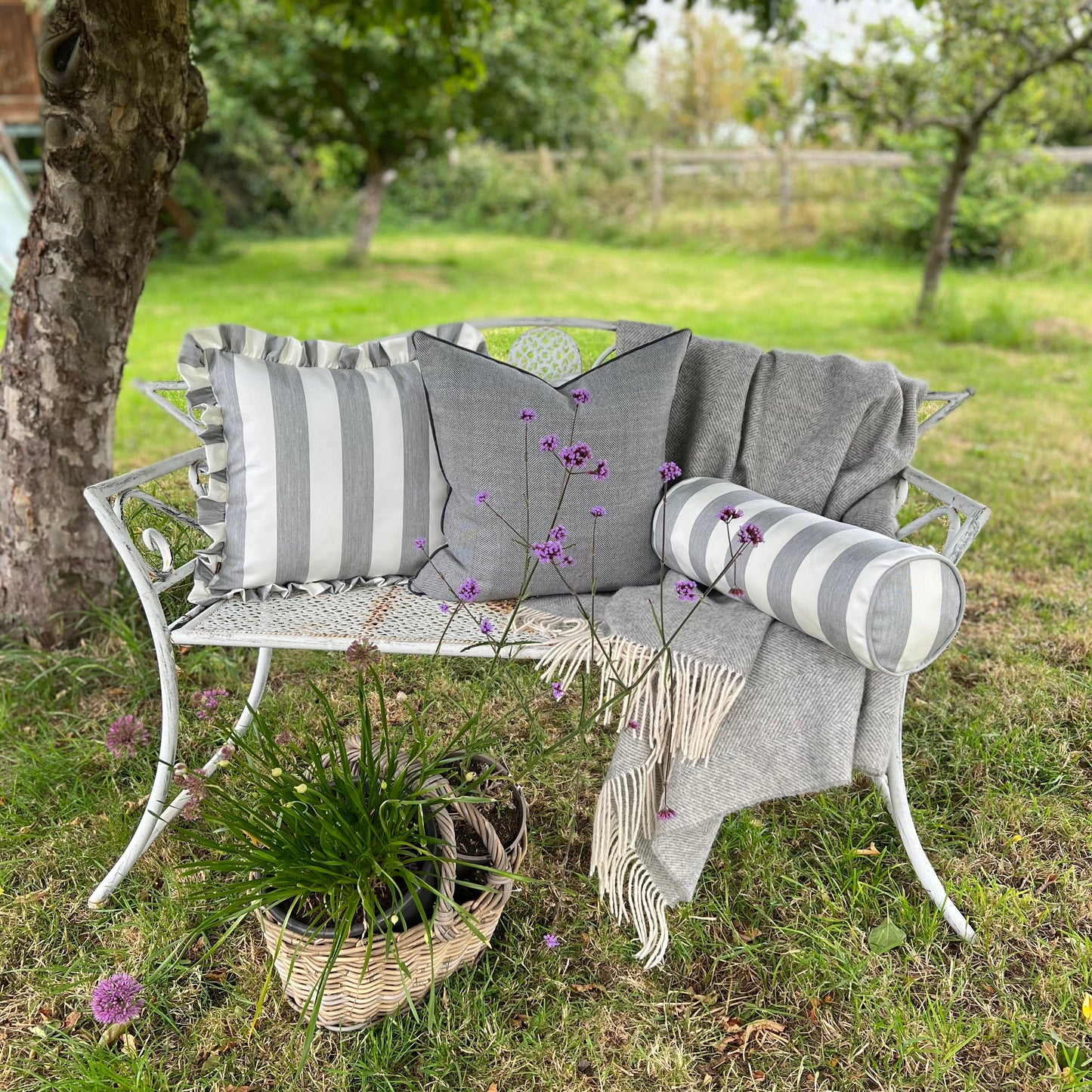 Water Resistant Ruffle Cushions