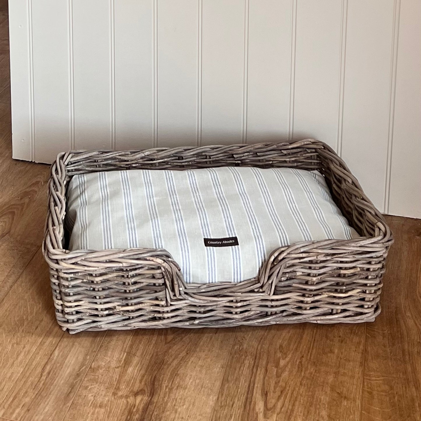 Special offer Wicker Dog bed XSmall