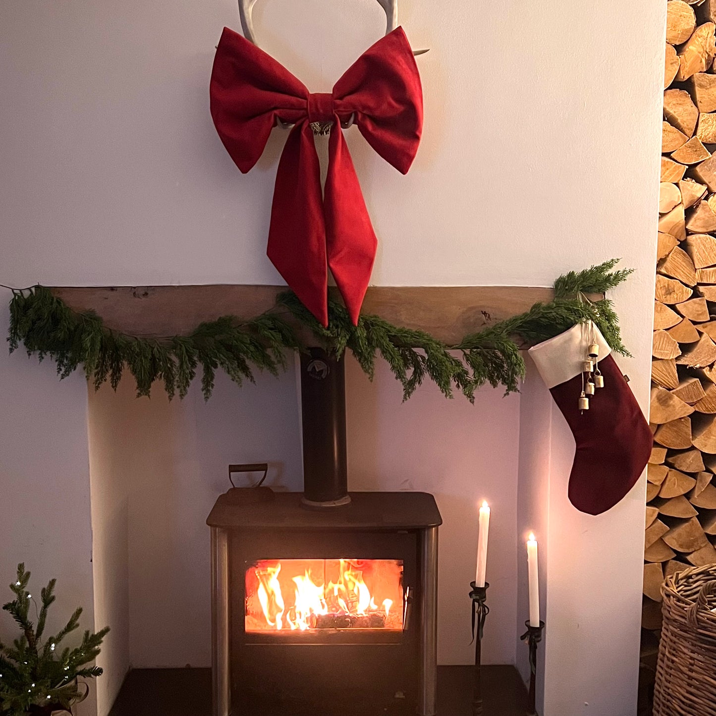 Giant Red Linara Bow