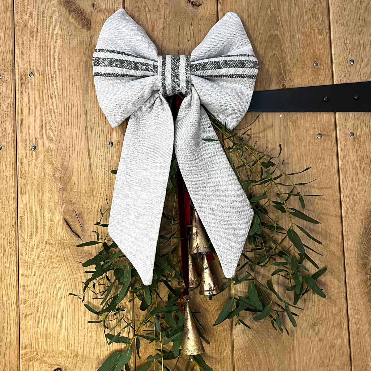 Linen Bows