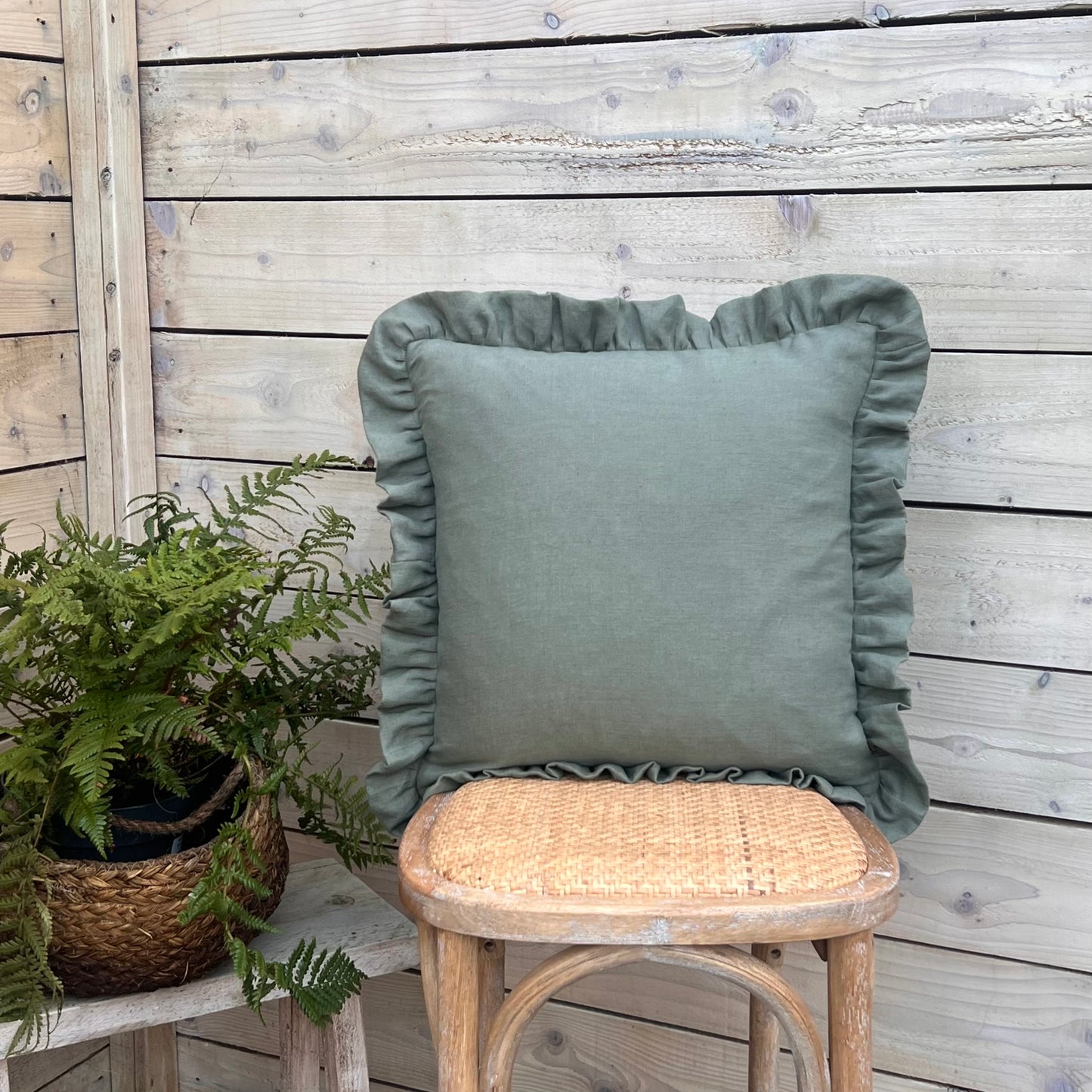 Linen Ruffle Cushion