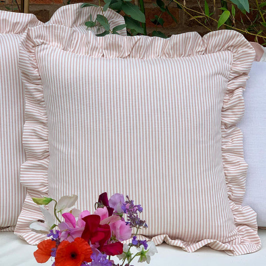 Thin Stripe Ruffle Cushion