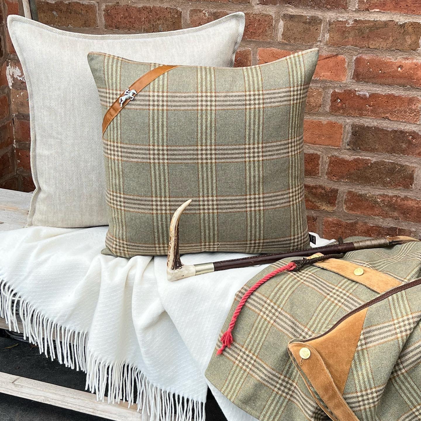 Green check Tweed Corner Pin Detailed Cushion – Country Abodes