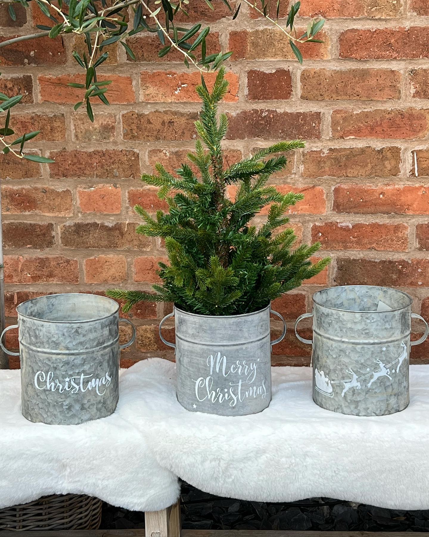 Zinc Pots with Handles