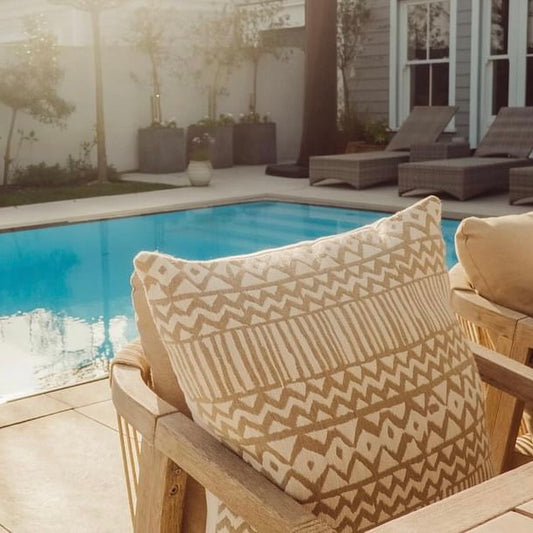 Outdoor Textured Zig Zag Cushion