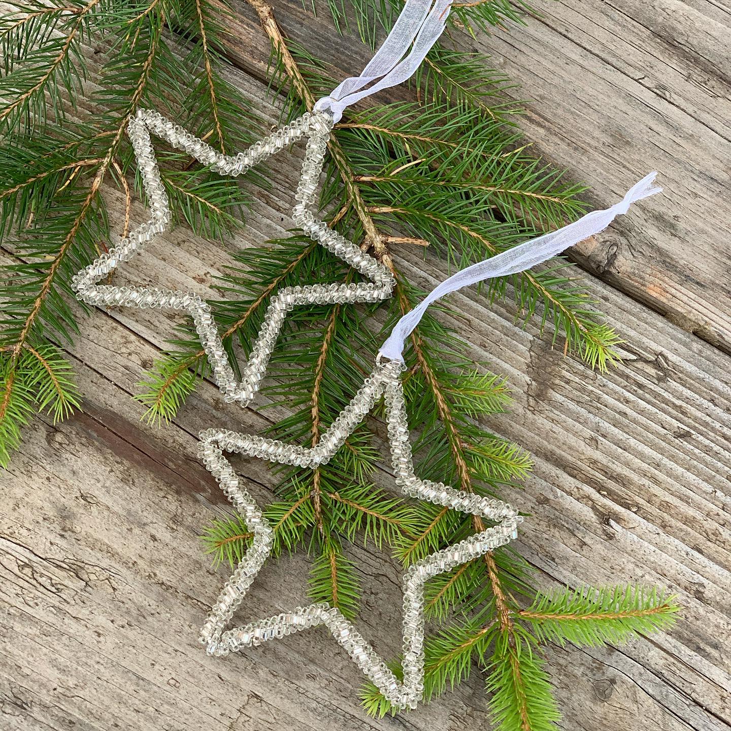 Set of 2 Pretty Hanging Glitter Stars.