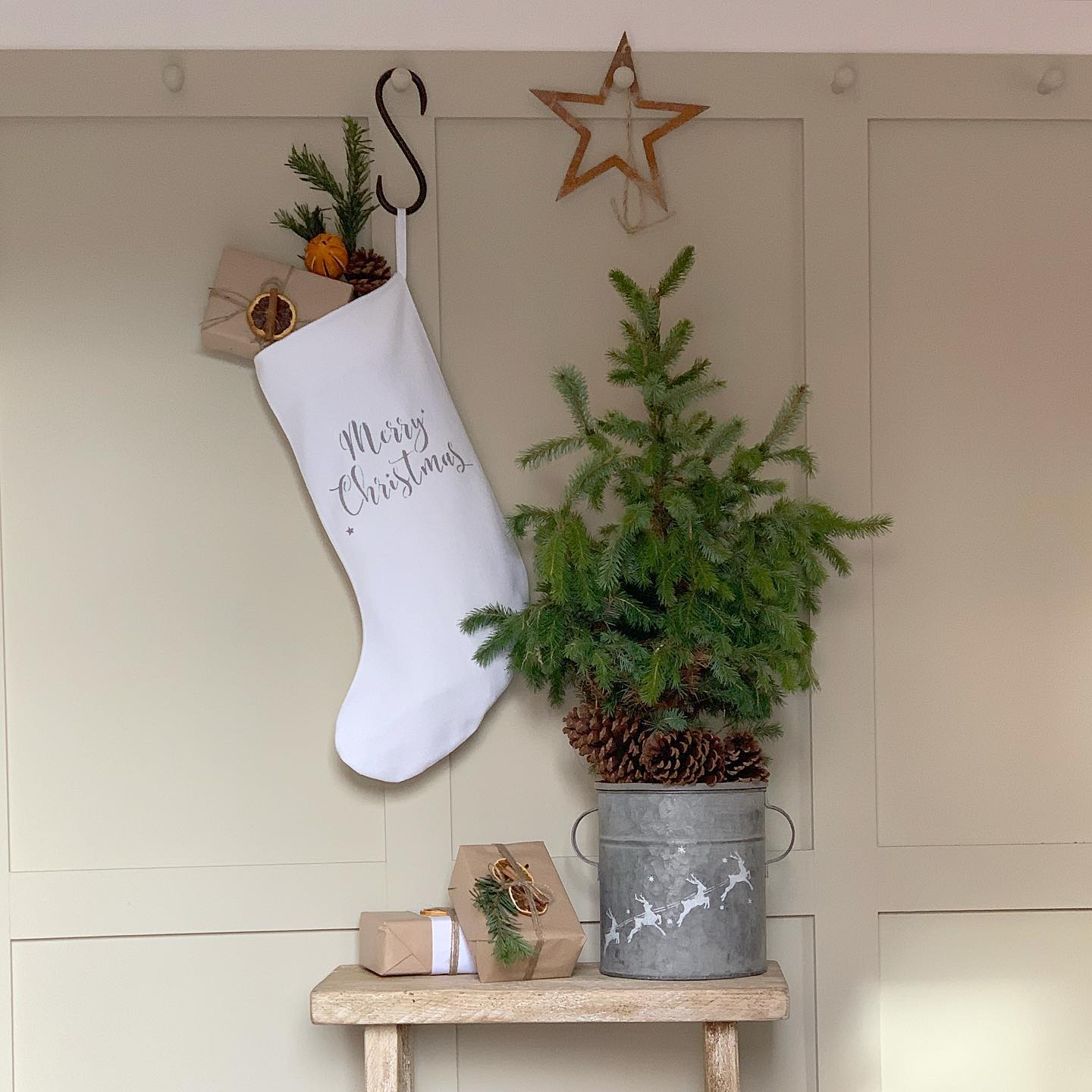 White Linara Merry Christmas Stocking