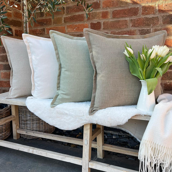 Linara Cushions